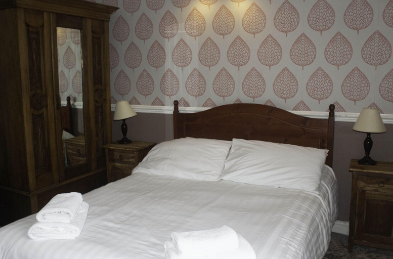 Bedroom 3, Butlers Hotel, Leeds