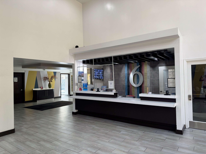 Public Area 2, Motel 6 Hollywood, Los Angeles