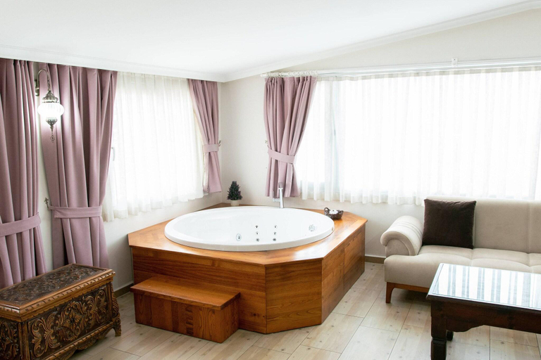 Bathroom 5, Infinity City Hotel, Fethiye