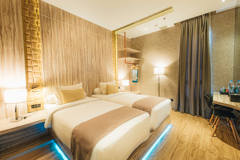 Bedroom 13