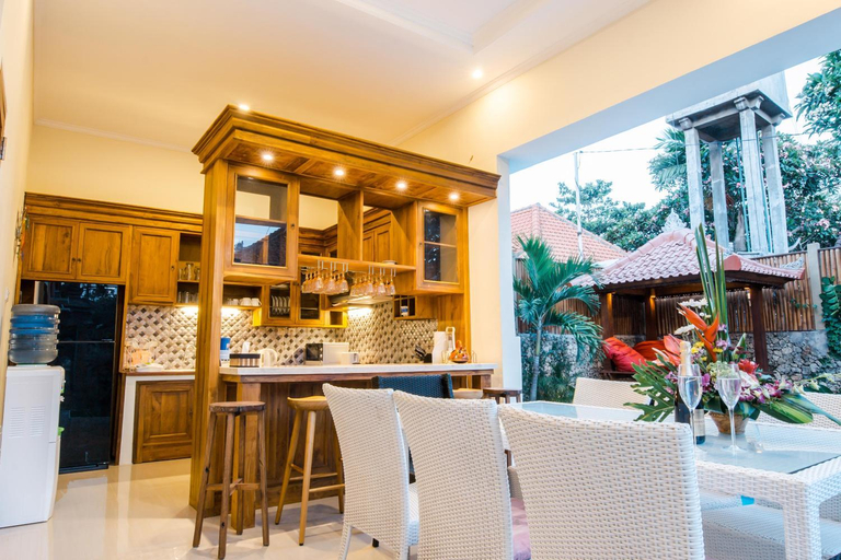 Food & Drinks 5, Tamarind Villa, Denpasar