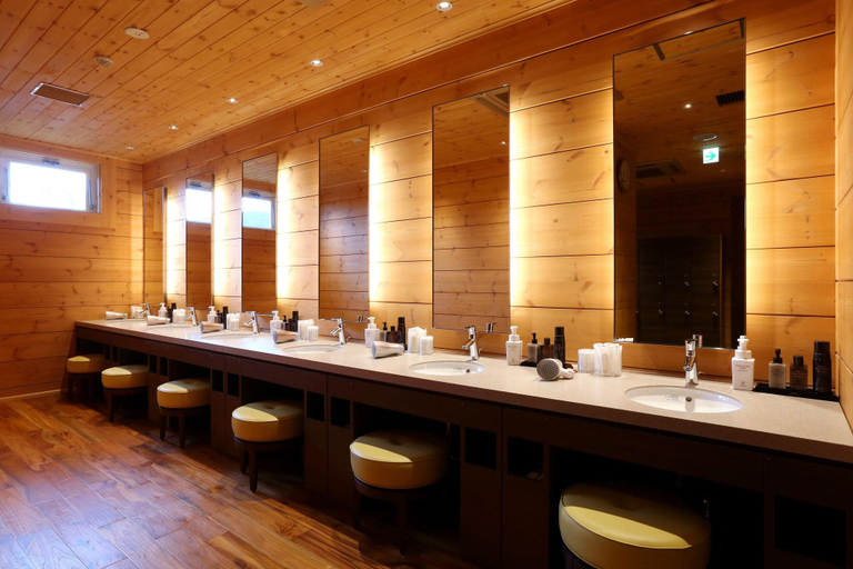 Bathroom 4, Karuizawa Asama Prince Hotel, Karuizawa