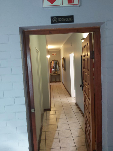 Others 2, Day Zha Voux Guesthouse, Dr Kenneth Kaunda