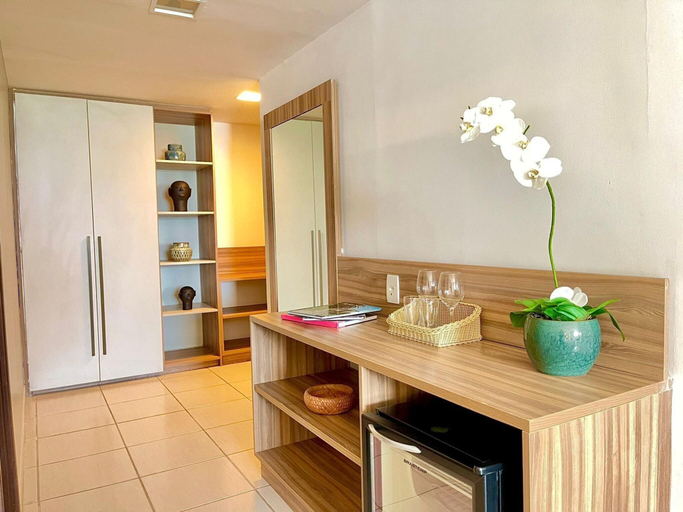 Public Area 5, HY Beach Flats, Recife