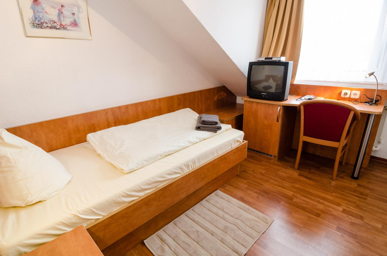 Bedroom 5, Altstadthotel Wienecke, Braunschweig