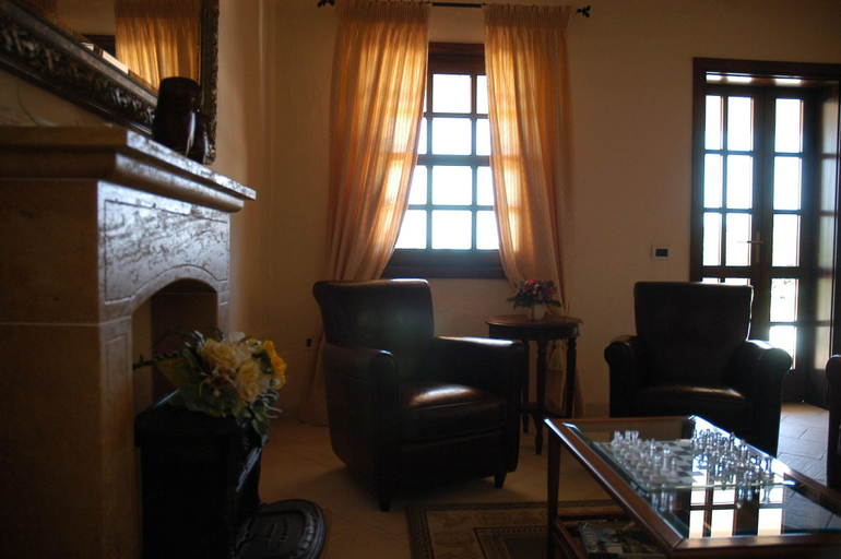 Public Area 4, Is Benas Country Lodge, Oristano