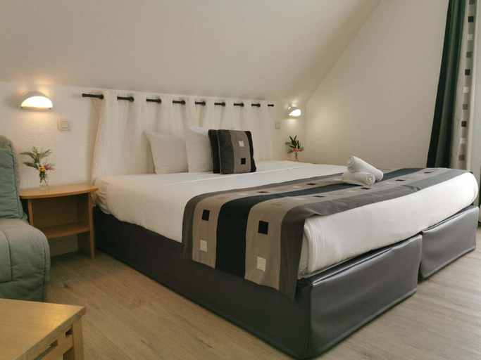 Bedroom 3, Hotel Le Gavrinis, Morbihan