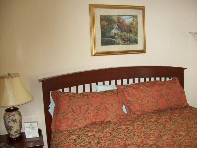 Bedroom 2, Oak Square Condominiums, Sevier