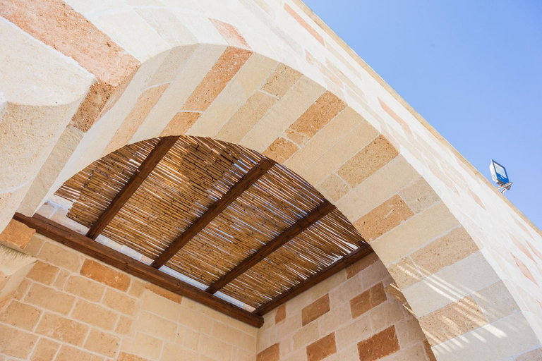 Others 5, Casale Cambro, Lecce