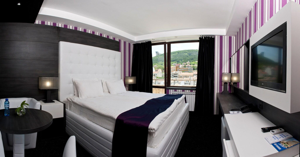 Bedroom, Hotel Shumen, Shumen