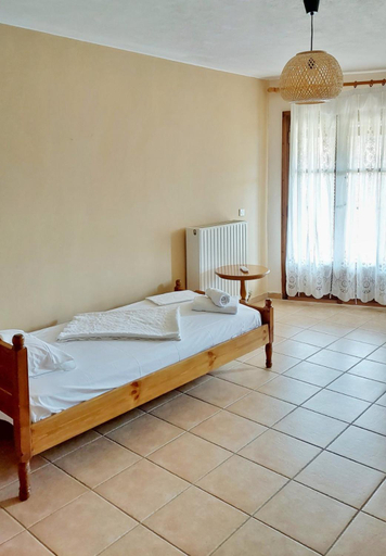 Bedroom 2, Allotino Hotel - Cafe & snacks, Peloponnese