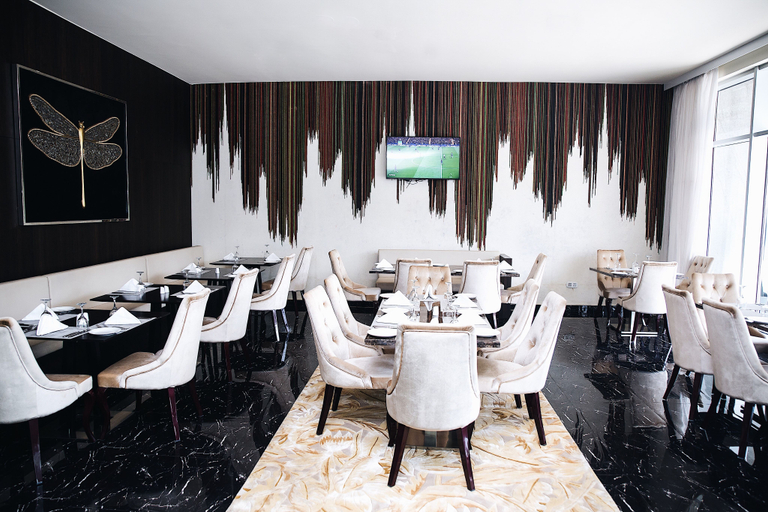 Food & Drinks, Kwarleyz Residence, Accra