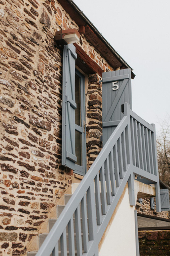 Others 2, Auberge Val sans retour, Morbihan