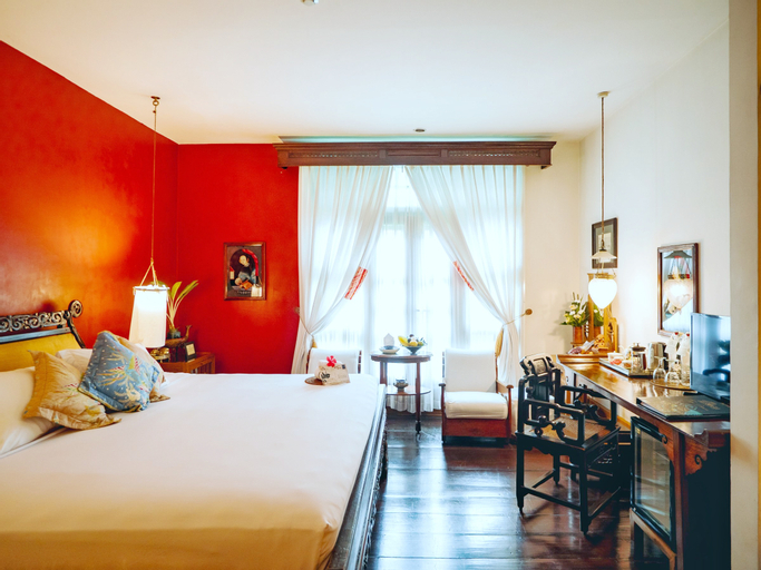 Bedroom 12