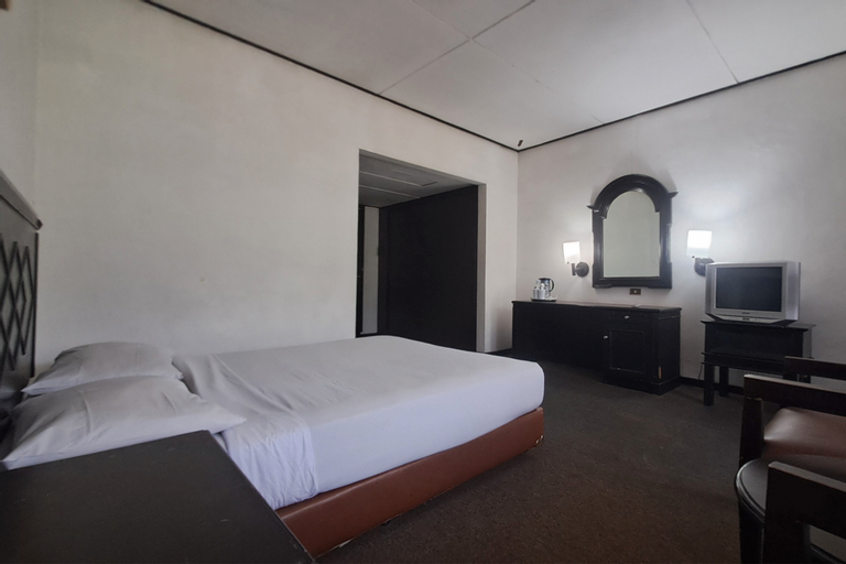 Bedroom 6