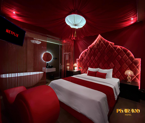 Pharaon Hotel 3, District 10