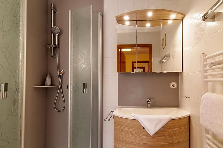 Bathroom 4, Alte Krone, Bregenz