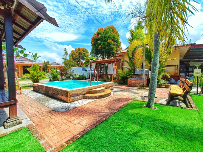 Sport & Beauty 2, Chalet Yunie Marang by RVH, Marang