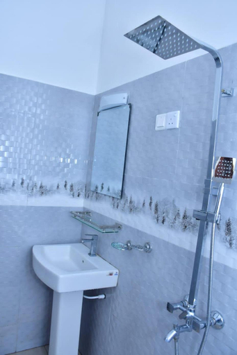 Bathroom 3, Ella Dilshan Cottage, Ella