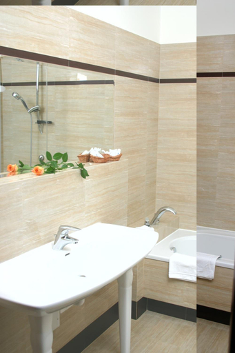 Bathroom 4, Hubertus, Rzeszów City
