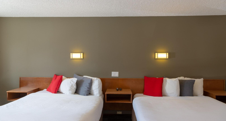 Bedroom 2, Rundle Mountain Lodge, Division No. 15