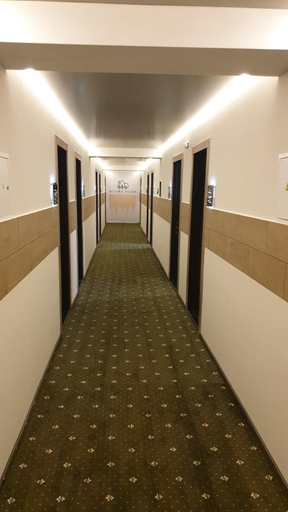 Others 5, River Park hotel, Kovel's'ka