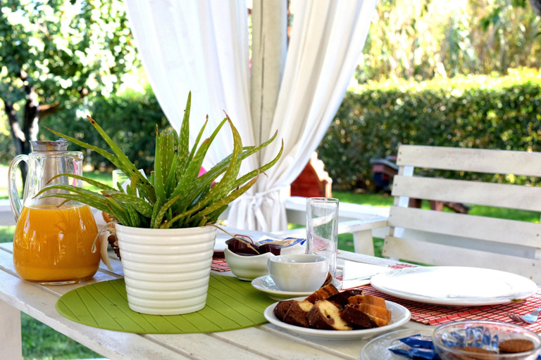Food & Drinks 5, Isabella Country, Ionian Islands