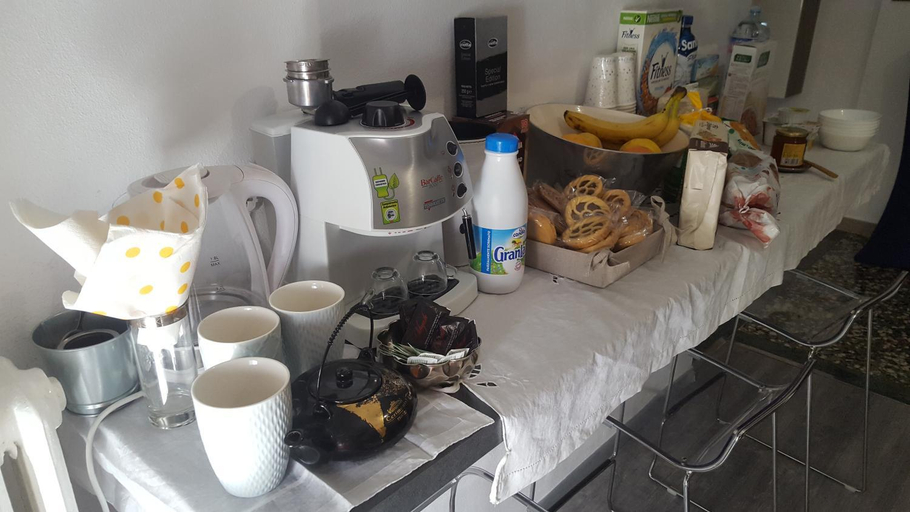 Others 4, Nuvola B&B, Milano