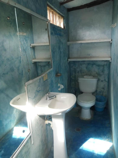 Bathroom 3, Casa Nova, Ocumare de la Costa de Oro
