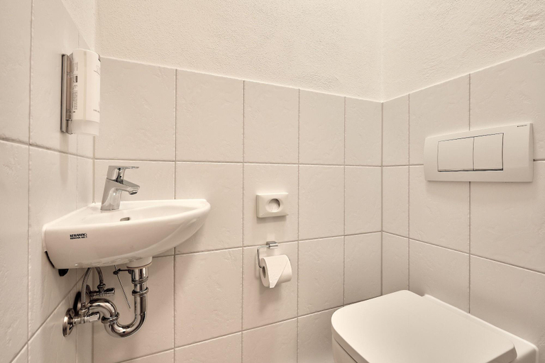 Bathroom 3, Pfeffermühle, Siegen-Wittgenstein