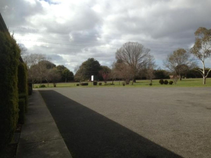 Exterior & Views 4, Gisborne Motel, Macedon Ranges Bal