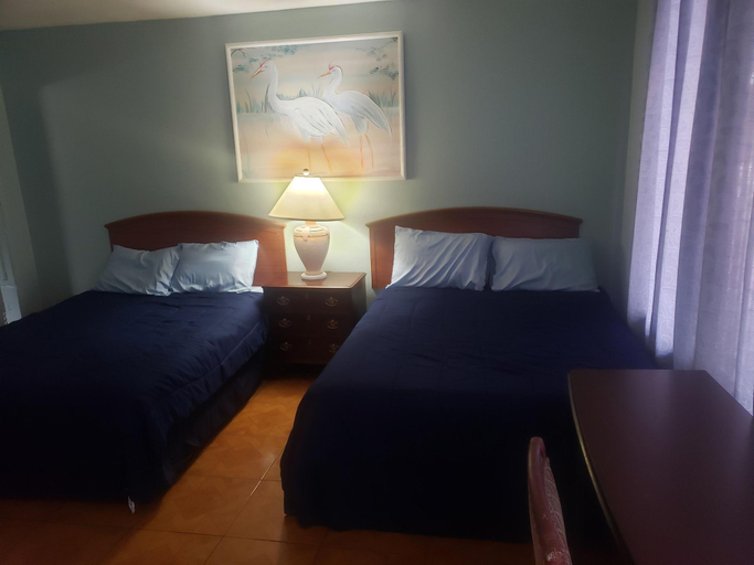 Bedroom 2, Sky Islands Hotel, Broward