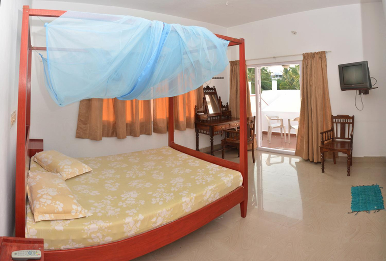 Others 3, Daphne Hotel, Kancheepuram