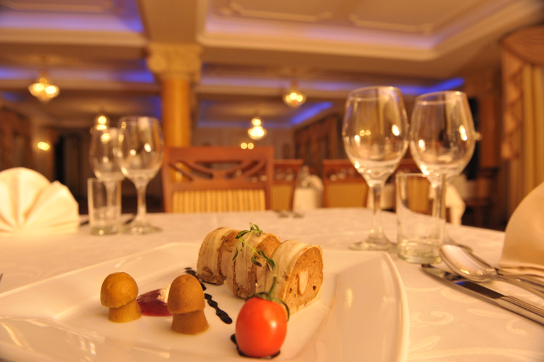 Food & Drinks 4, Anin Park Hotel, Warsaw