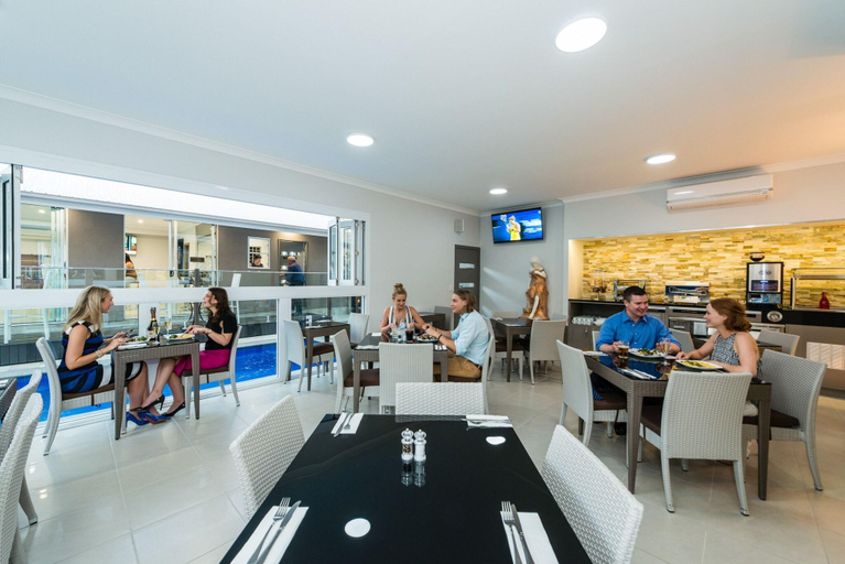 Food & Drinks 5, Athena Motel Apartments, Toowoomba - Central