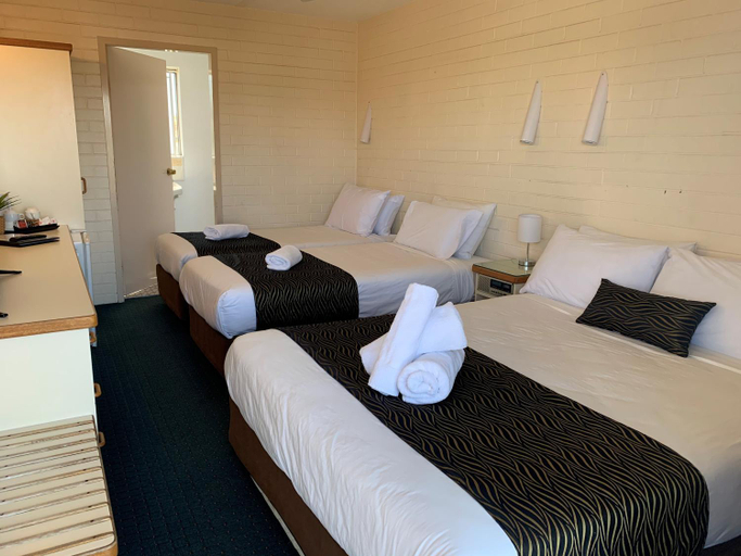 Bedroom 8
