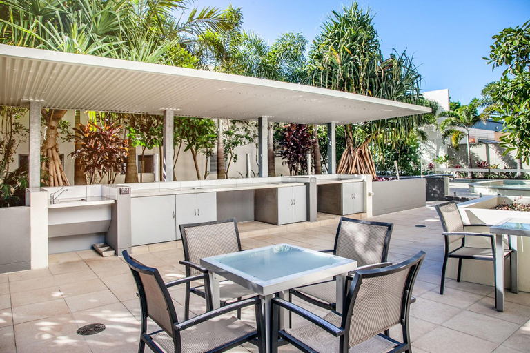 Food & Drinks 5, Monaco Caloundra, Caloundra - Caloundra S.