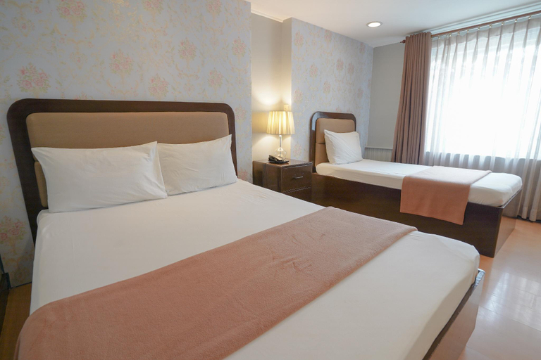Bedroom 13