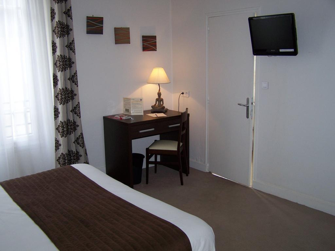 Bedroom 1, Inter-Hotel Auclair, Creuse