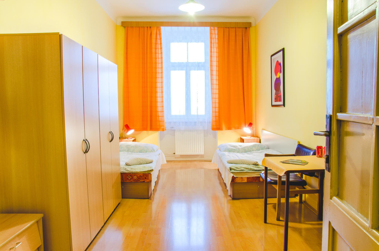 Bedroom 2, Hostel Dakura, Praha 6