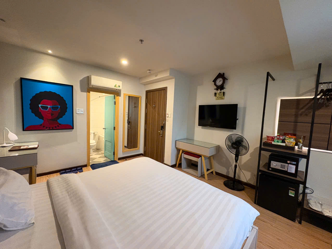 Bedroom 8
