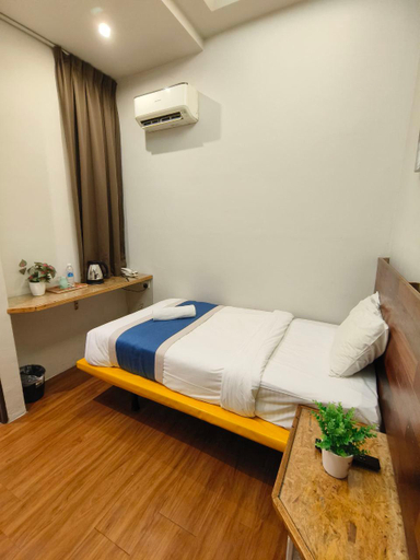 Bedroom 6