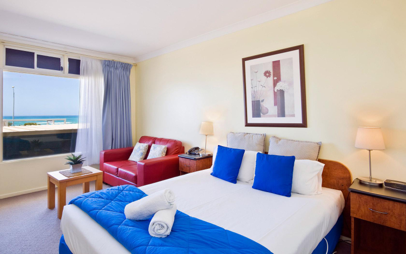 Bedroom 3, The Sandridge Motel, Surf Coast - West