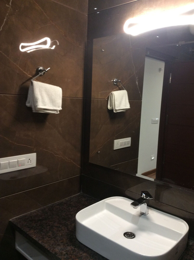 Bathroom 3, The Saffron Park, Panchkula