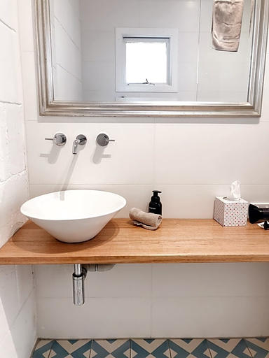 Bathroom 4, Port O Call Motel, Corangamite - South