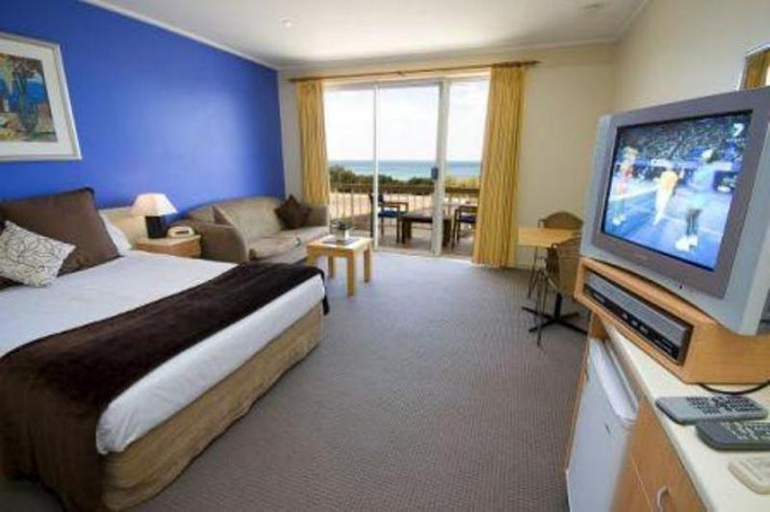 Bedroom 3, The Sandridge Motel, Surf Coast - West