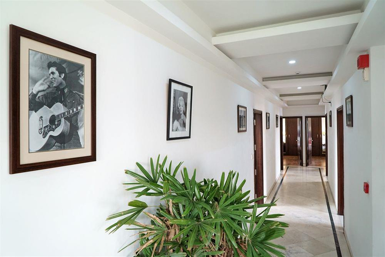 Public Area 2, Rnb Jaipur, Jaipur