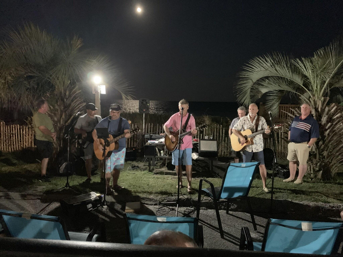 Food & Drinks, Sea Dip Motel, Horry