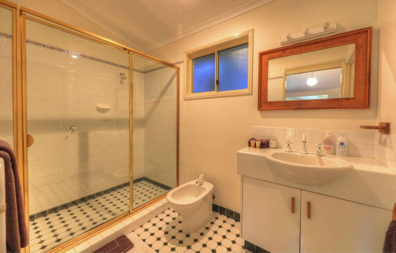 Bathroom 4, The Falls Rainforest Cottages, Maroochy