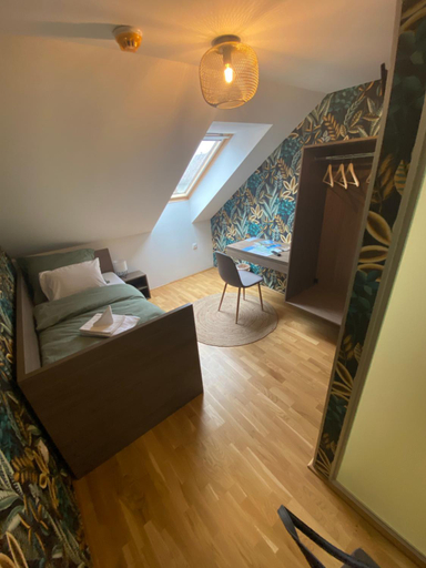 Others 4, ROOMS, Szombathely